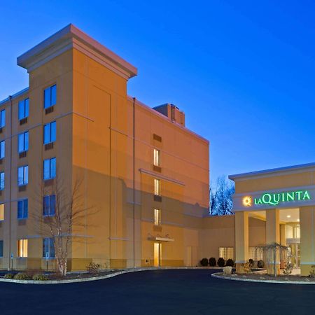 La Quinta By Wyndham Danbury Hotel Exterior foto